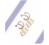 SET OF CHAIN AND EARRINGS WITH DOUBLE LETTER B