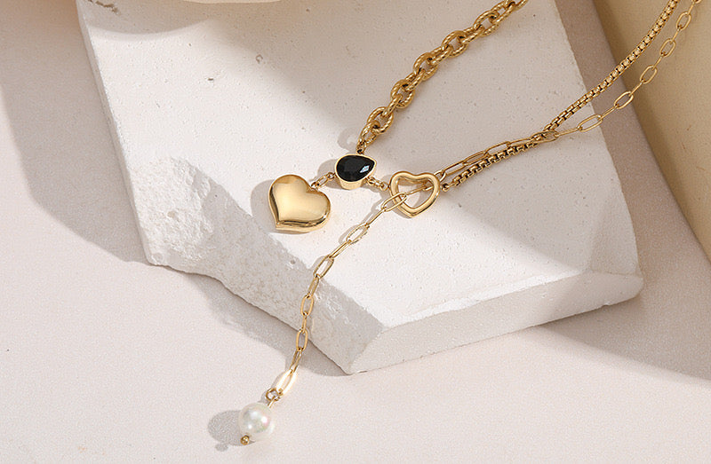 FASHION HEART-SHAPED  PENDANT