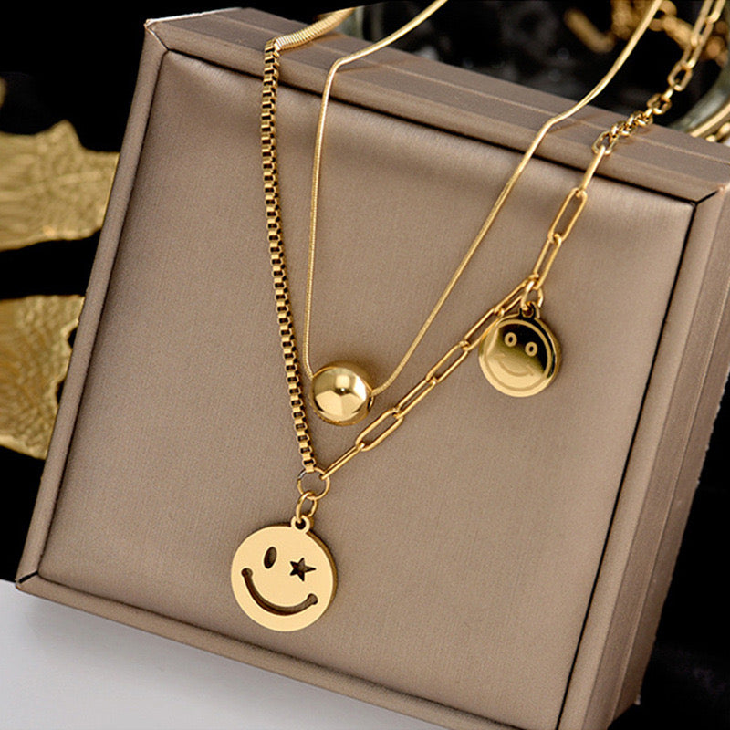 SMILEY FACE PENDANT  MULTILAYER