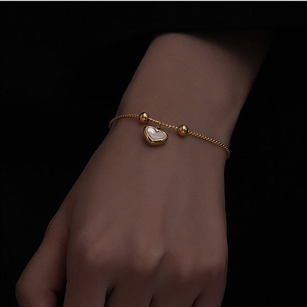 HEART PENDANT BRACELET