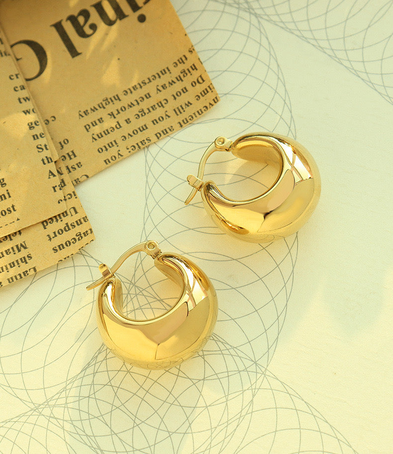 MODERN STYLE ROUND EARRINGS